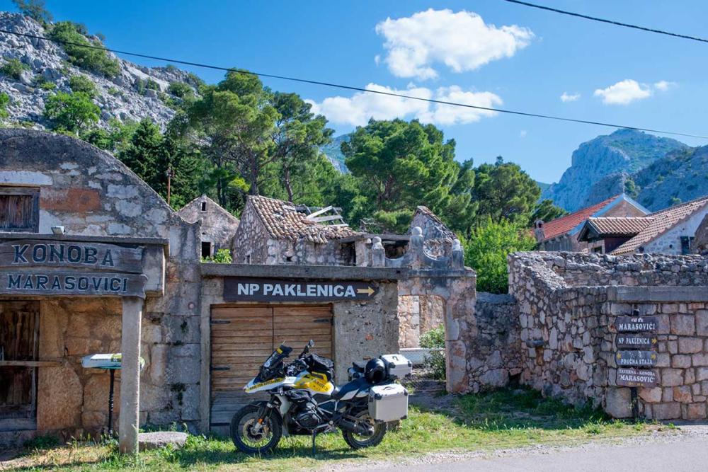 Touratech_Motorrad_Hoyer_Kroatienreise_Biograd_Ruine