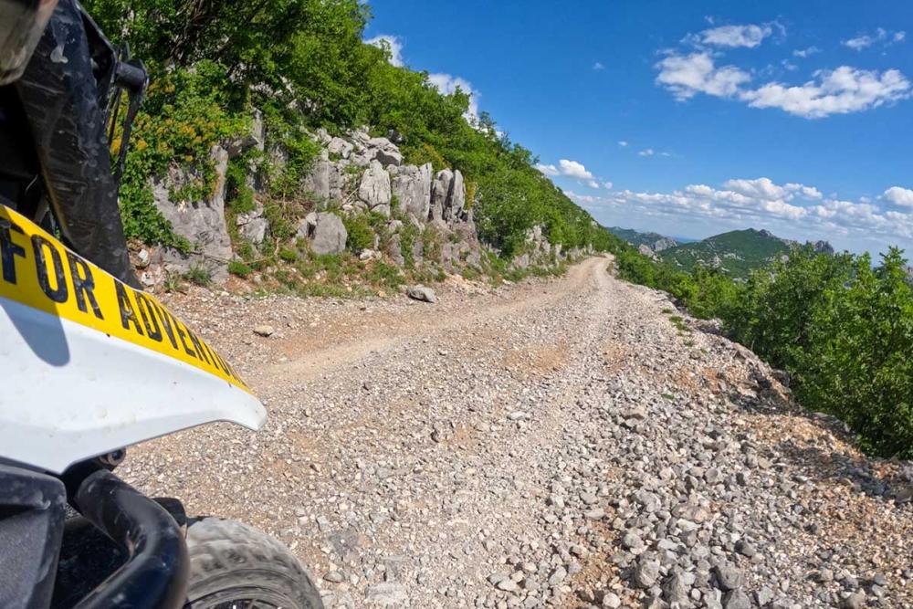 Touratech_Motorrad_Hoyer_Kroatienreise_Starigrad_offroad