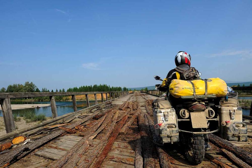 Touratech_Motorrad_Reise_Huelsmann_Bruecke