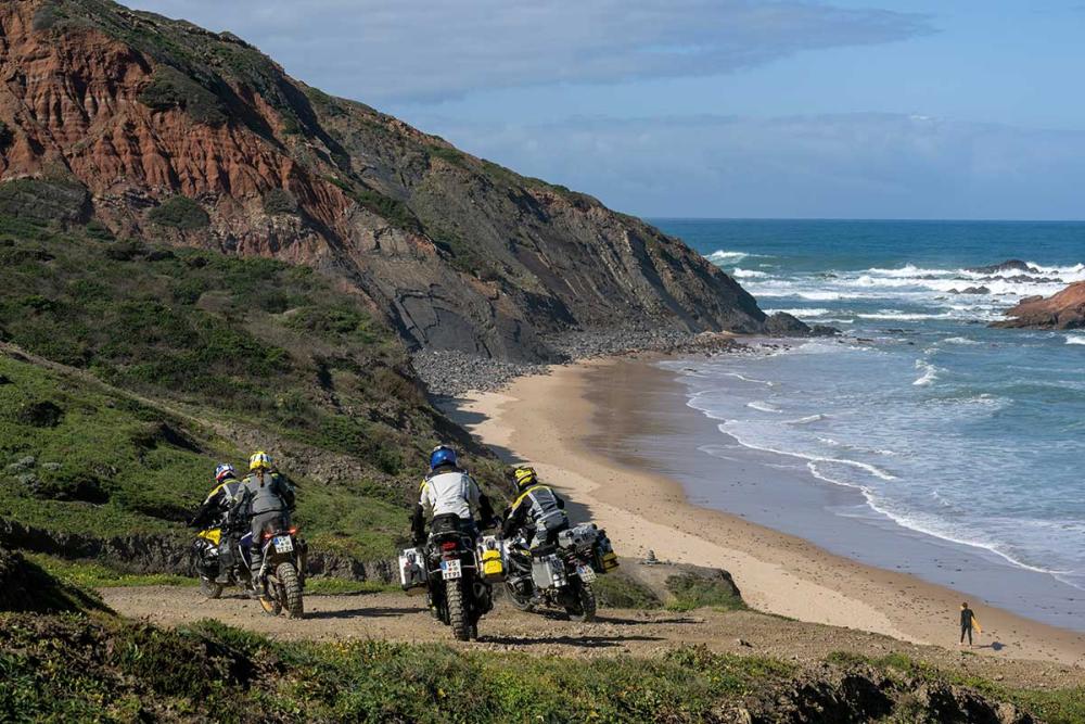 Touratech_Motorrad_Reise_Portugal_Strand_offroad