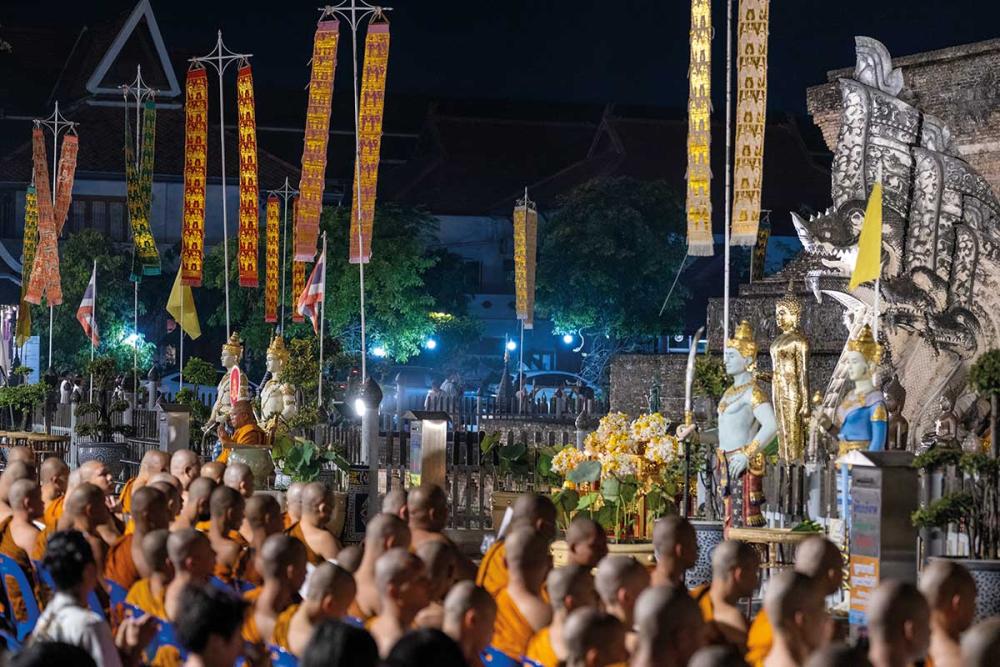 Touratech_Motorrad_Reise_Thailand_unleashed_Magha_Puja