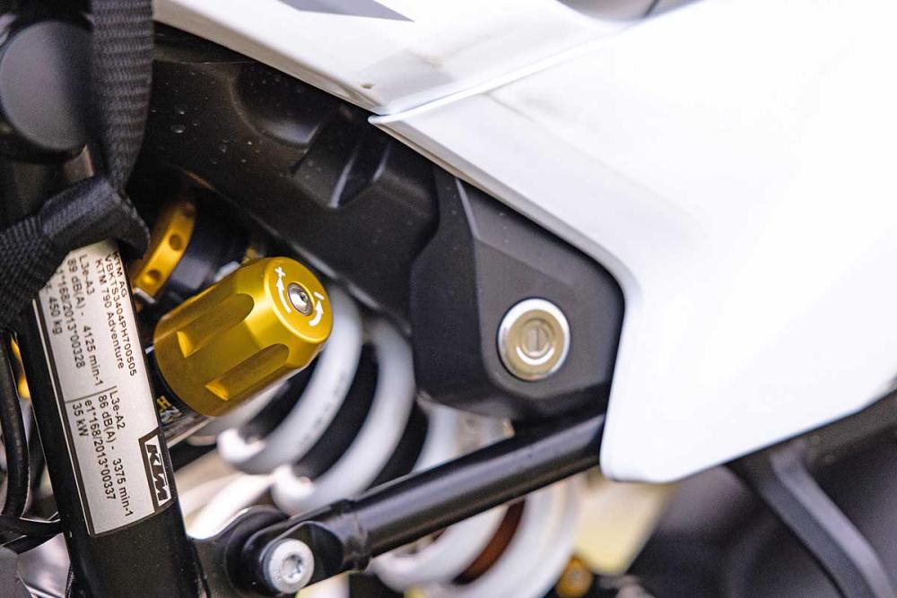 Touratech_Motorrad_KTM790Adventure_Suspension