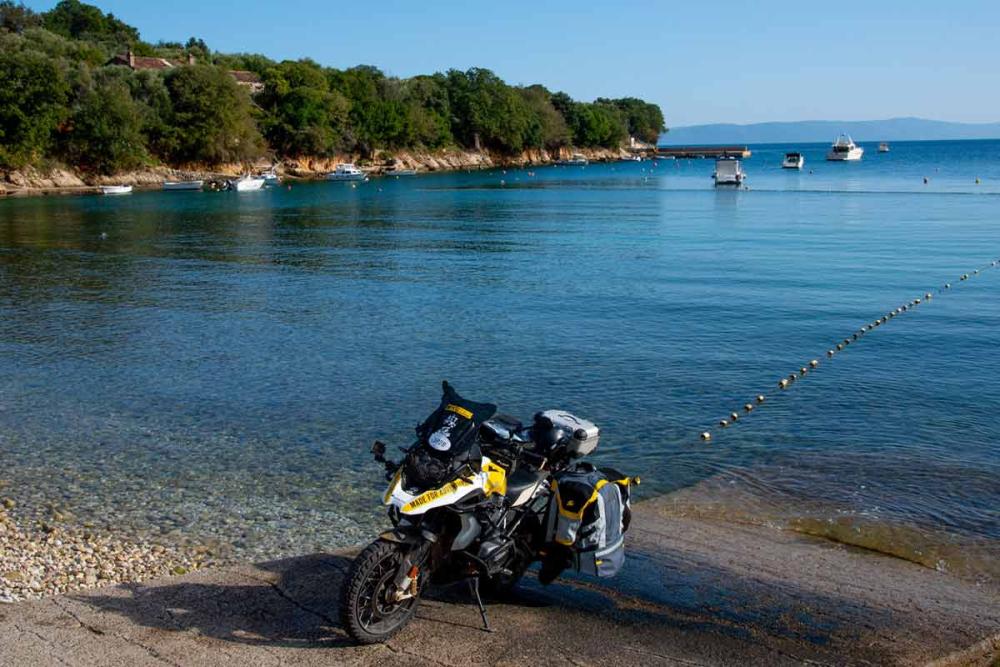 Touratech_Motorrad_Hoyer_Kroatien_See