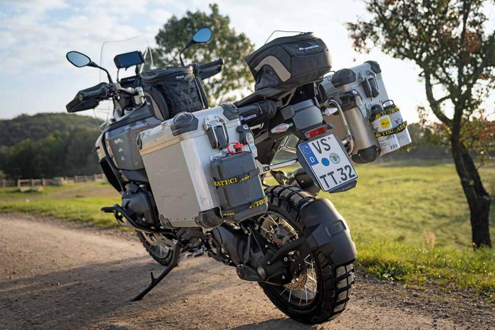 Touratech_Motorrad_Technik_BMWR1300GS_ADV_ZEGA_Koffer