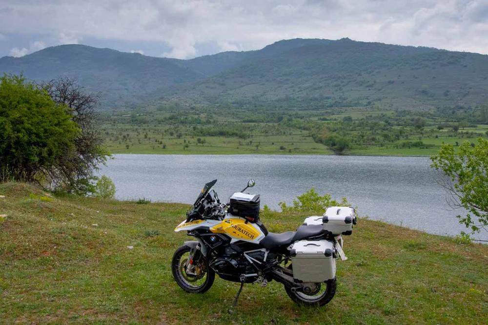 Touratech_Motorrad_Hoyer_Nordmazedonien_Krushevo_See