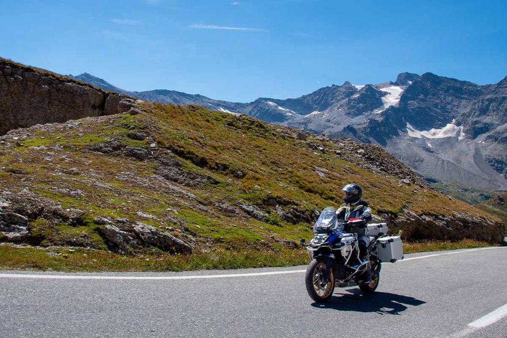 Touratech_Motorrad_Michael_Hoyer_Westalpen_Cuorgne_Strasse2