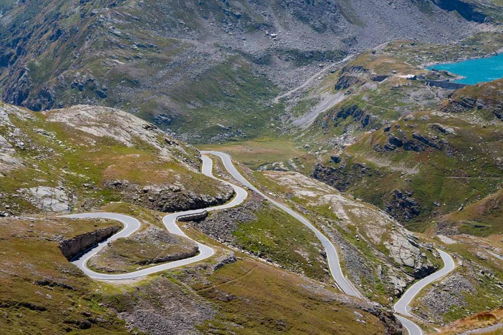 Touratech_Motorrad_Michael_Hoyer_Westalpen_Cuorgne_Strassen