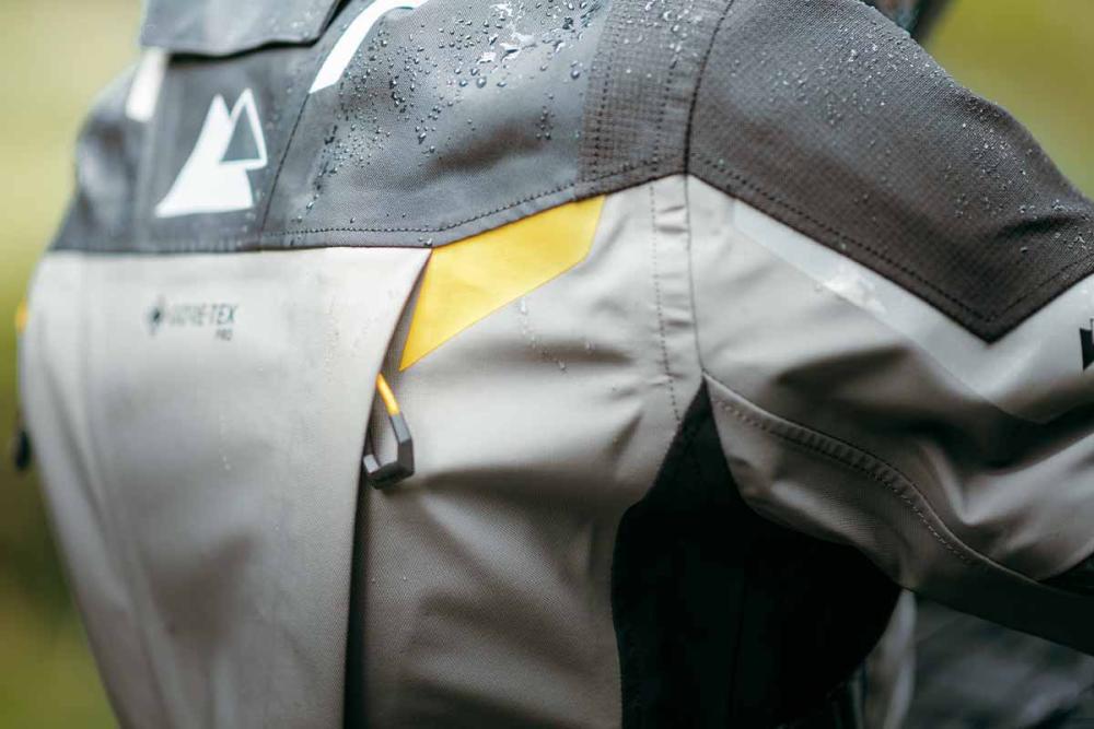 Touratech_Motorrad_Companero_Rambler_Pro_Luftaustrittoeffnungen