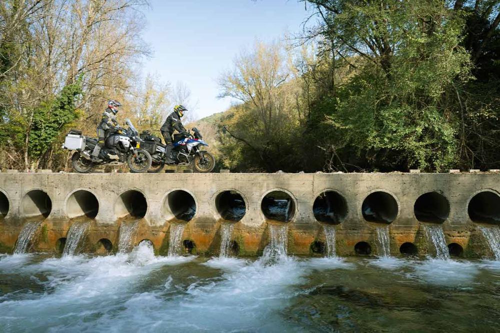 Touratech_Motorrad_Reise_Toskana_Bruecke