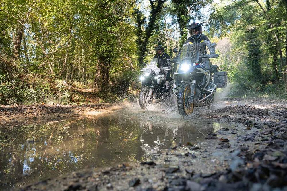 Touratech_Motorrad_Reise_Toskana_Wasser