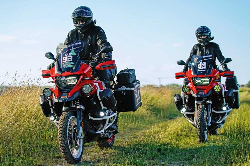 Touratech_Motorrad_Reiseszene_Duo93Adventure_BMWR1250GS