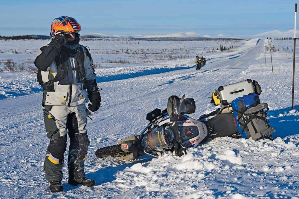 Touratech_Motorrad_Brucker_Kanada_Sturz