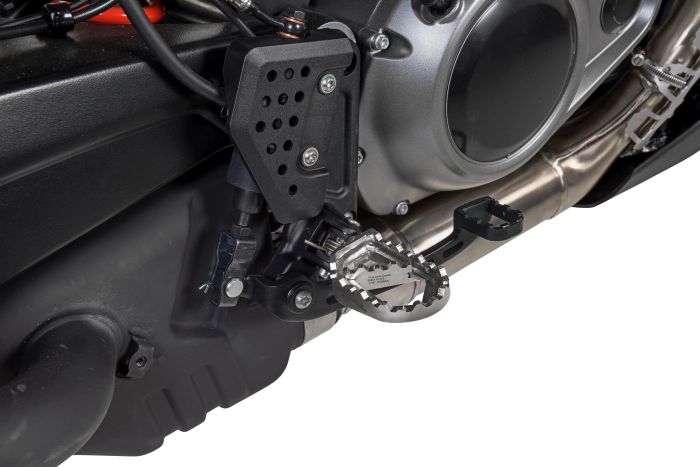 01-440-5315-0 Fernreisefußrasten *Works*  für Harley-Davidson RA1250 Pan America