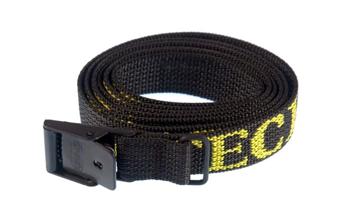 01-055-0031-0 ARNO Spannriemen, 18 mm schwarz, 75 cm mit verzinkter Schnalle und gelbem  TOURATECH Logo