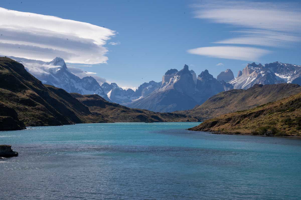 Duo93Adventure_Chile_See_Eisberge_Land_Touratech