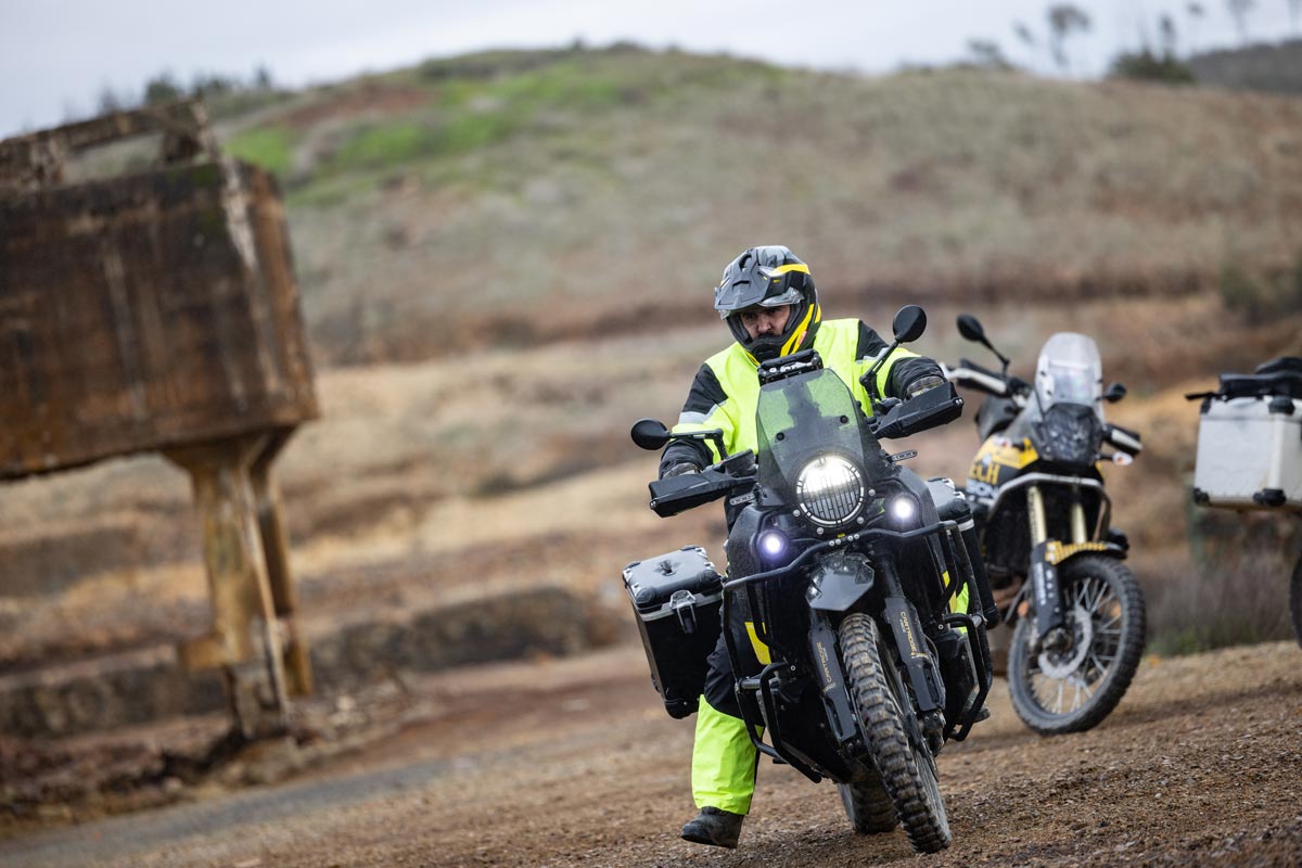 The new Touratech rain suit Storm - top class weather protection