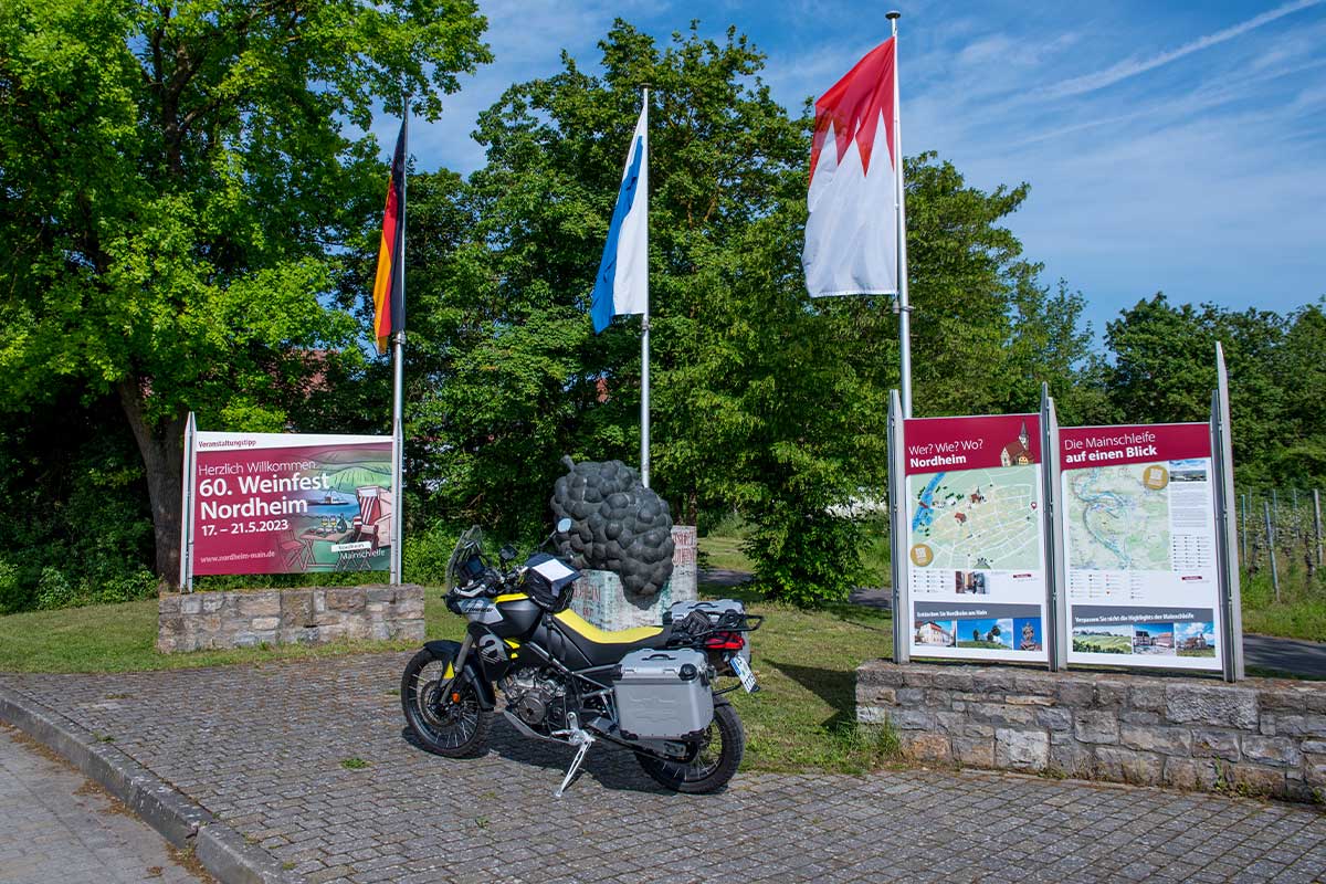 Touratech_Hoyer_Franken_Deutschland_Motorrad_Aprilia_Tuareg