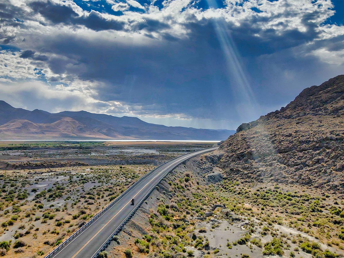 Touratech_Sterling_Noren_USA_Motorrad_Reise_Highway_Drone