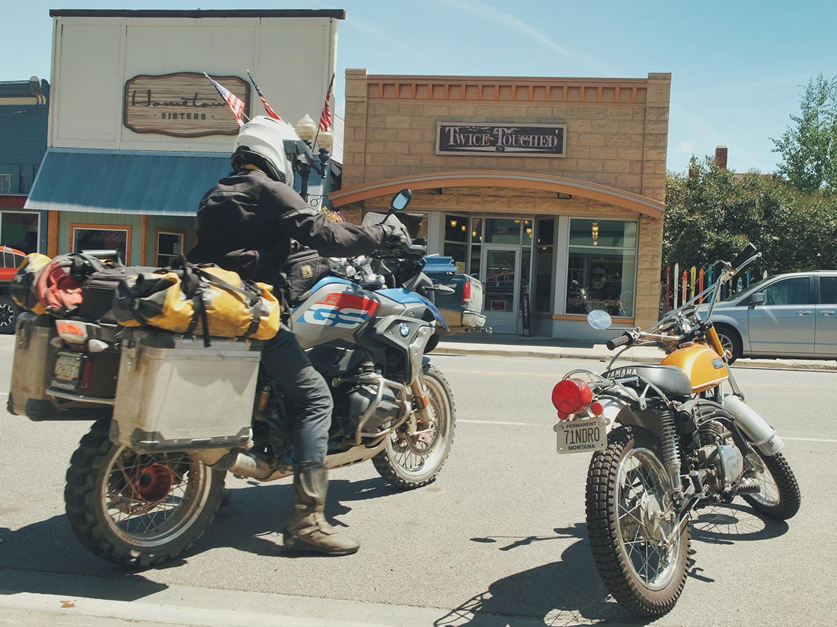 Touratech_Sterling_Noren_USA_Motorrad_Reise_Kleinstadt_BMW_Yamaha