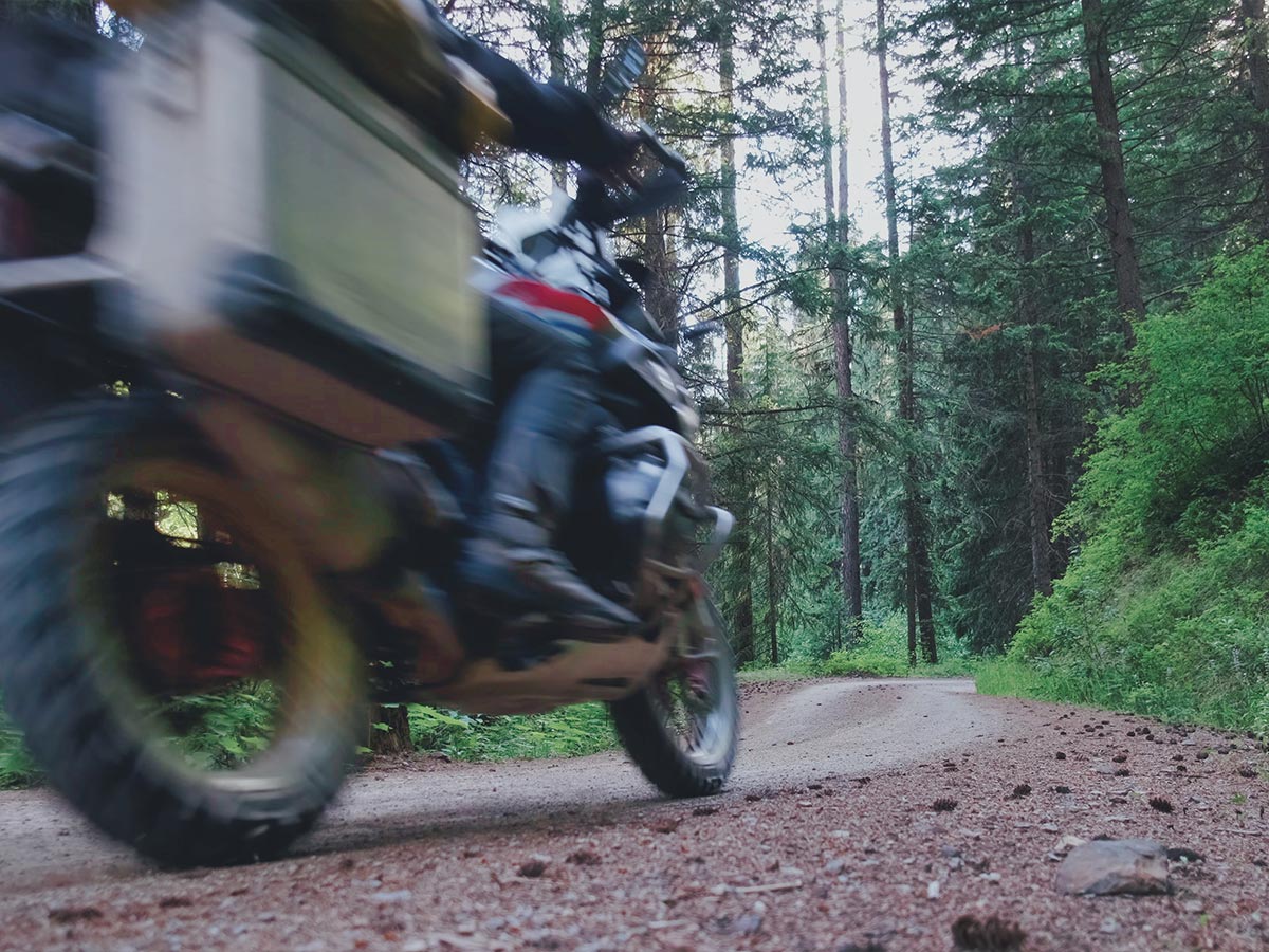 Touratech_Sterling_Noren_USA_Motorrad_Reise_Wald_
