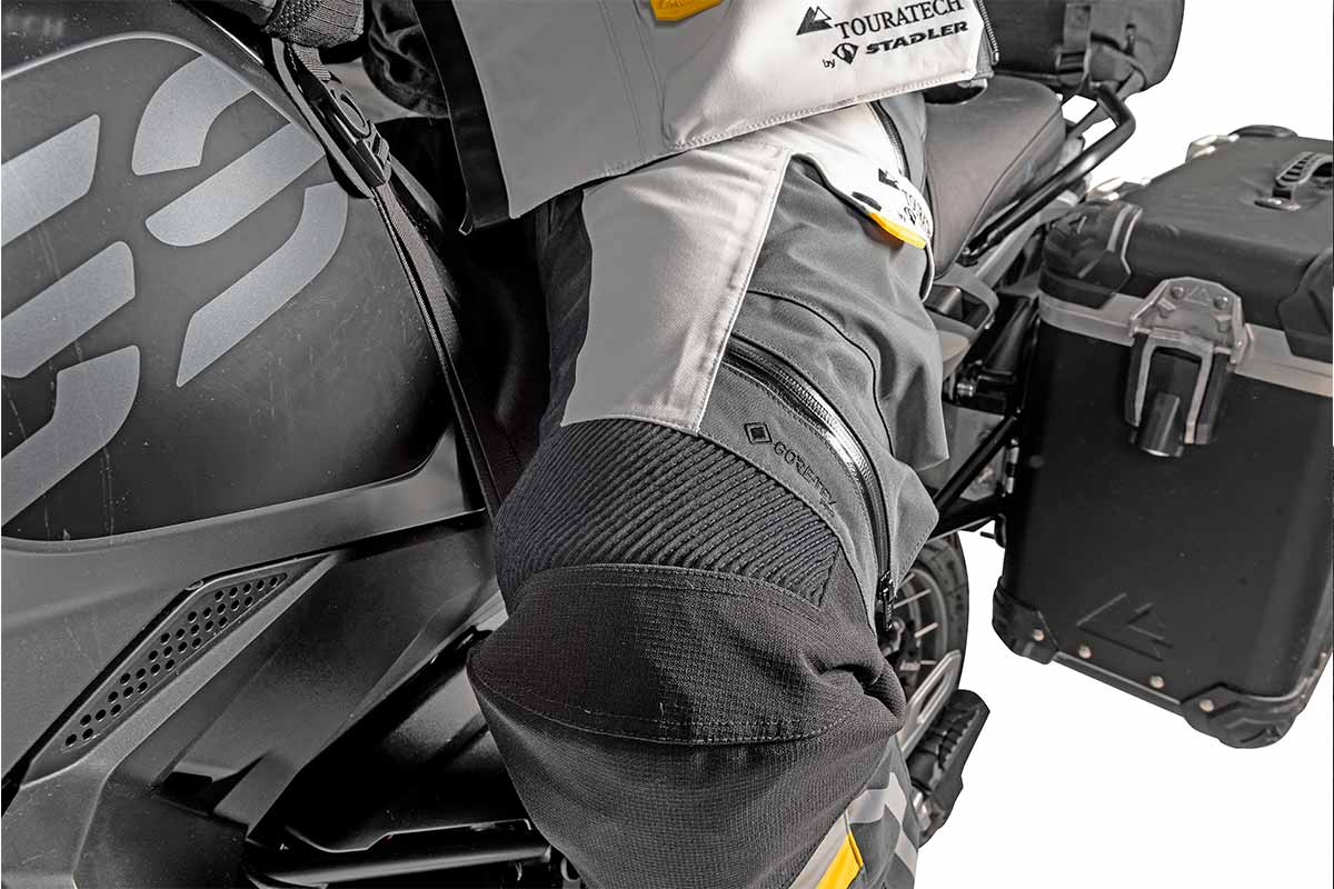 Touratech_Motorrad_Companero_Ultimate_Bein_Knie