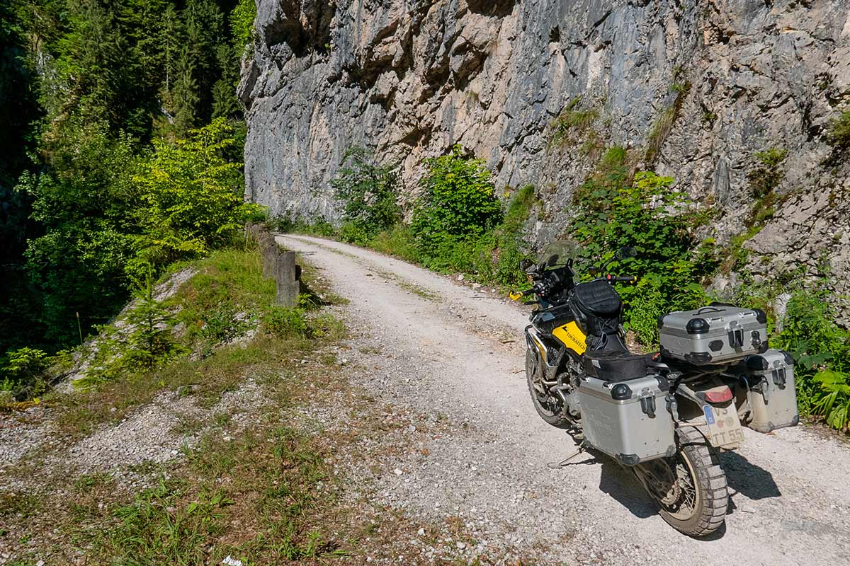 Touratech_Motorrad_Michael-Hoyer_Rumaenien_Reise_Berg