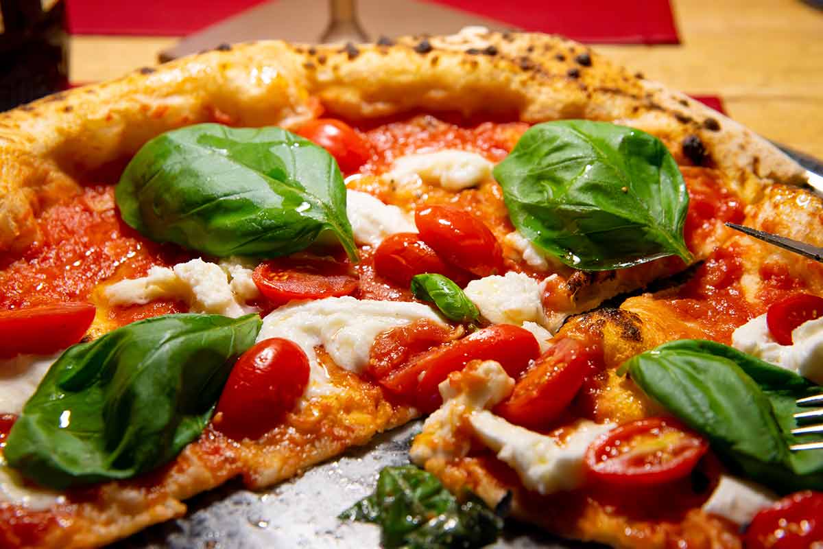 Touratech_Motorrad_Sardinien_Oristano_Michael_Hoyer_Pizza