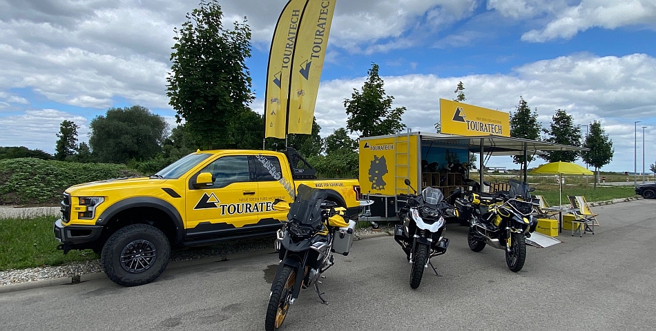 BMW Motorrad on Tour meets Hakvoort/HANKO BMW Motorrad on Tour meets Hakvoort/HANKO