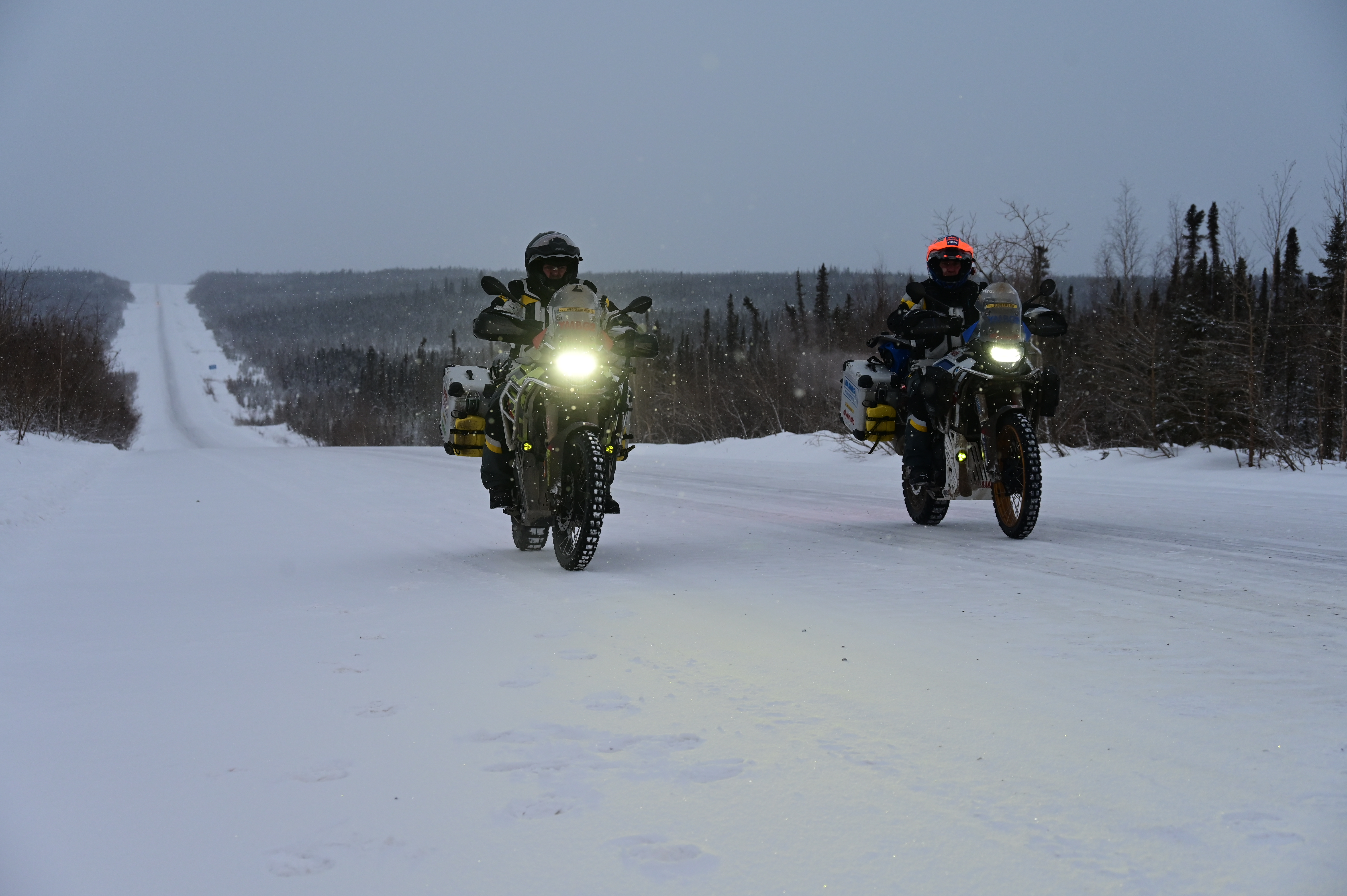 Touratech Compañero Ultimate – Der Anzug, der mich in die Arktis brachte