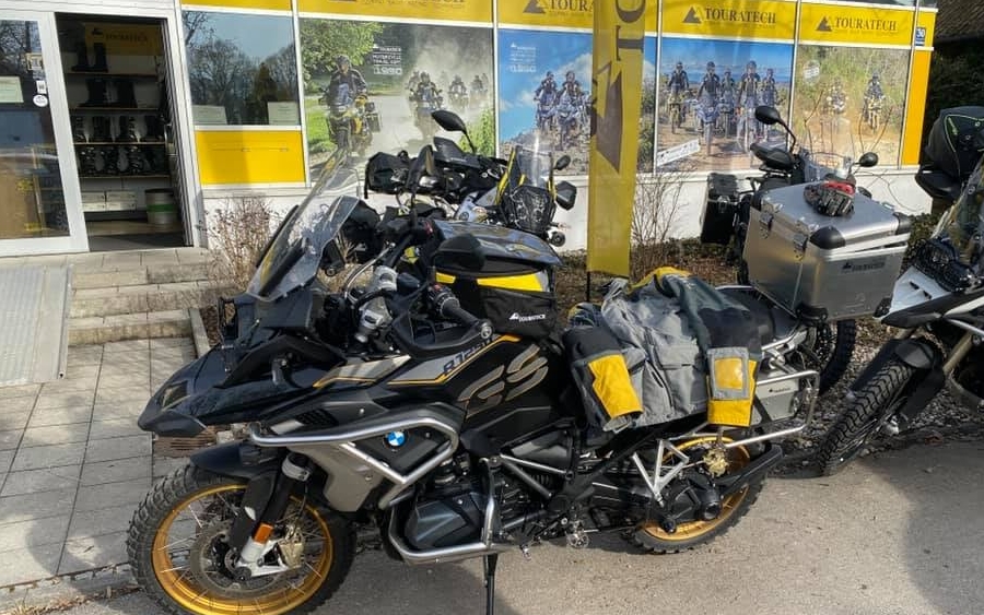 Geänderte Öffnungszeiten Touratech München