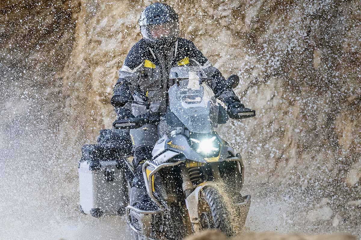 TECHNIK | TOURATECH SUSPENSION PLUG & TRAVEL EXTREME2 FÜR R 1300 GS UND ADVENTURE – NEXT LEVEL