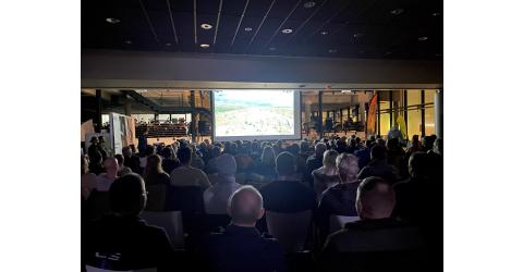 Reisevortrag Erik Peters bei Touratech West in Aachen